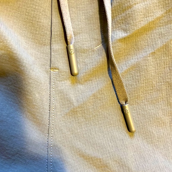 Lululemon surge jogger (Seawheeze 2021 limited edition) - Picture 6 of 7